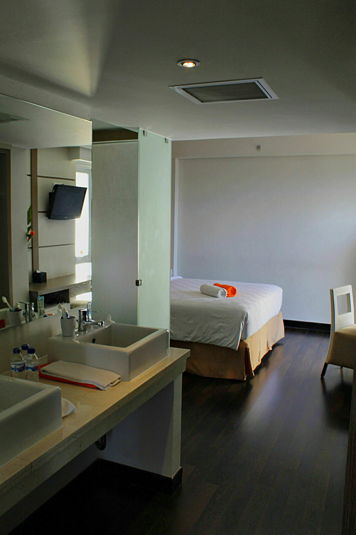 The Edelweiss Hotel יוגיאקרטה מראה חיצוני תמונה